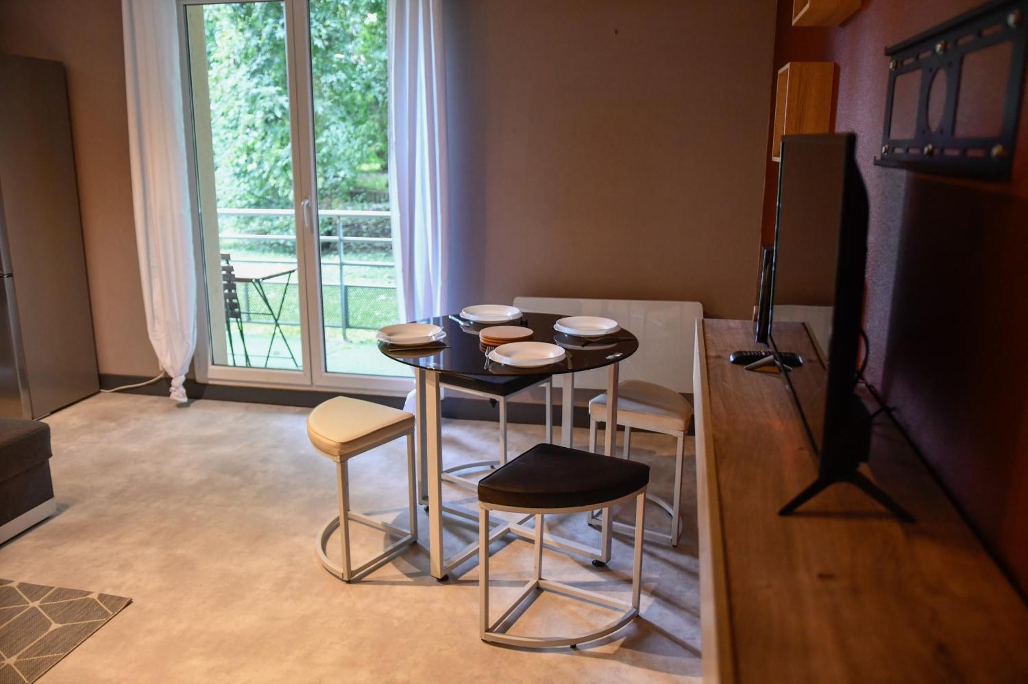 Appartement Calme Et Terrasse Privee Pres De Vichy à Bellerive-sur-Allier Extérieur photo